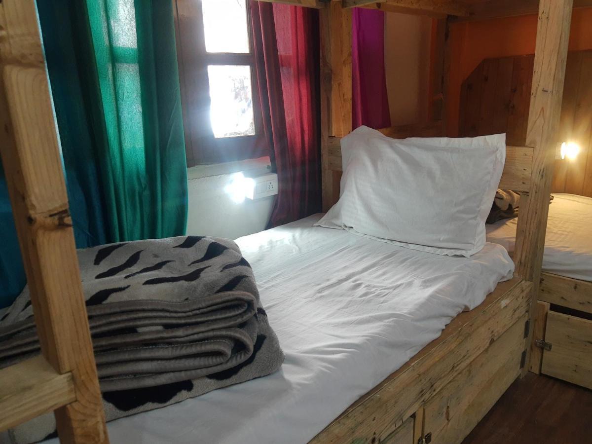 La Siesta India Manali Hostel Exterior photo